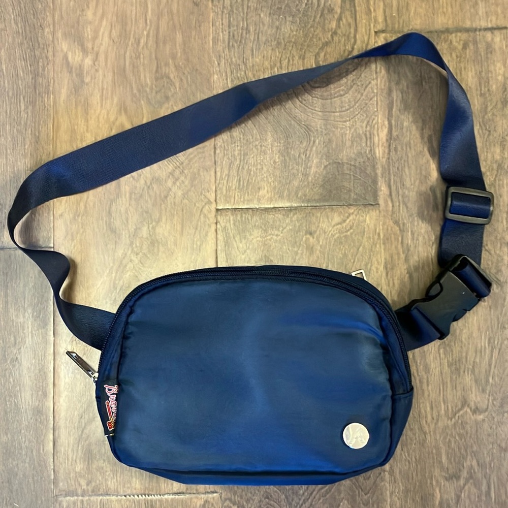 Atlanta Braves Navy Blue fanny pack Crossbody Bag MLB